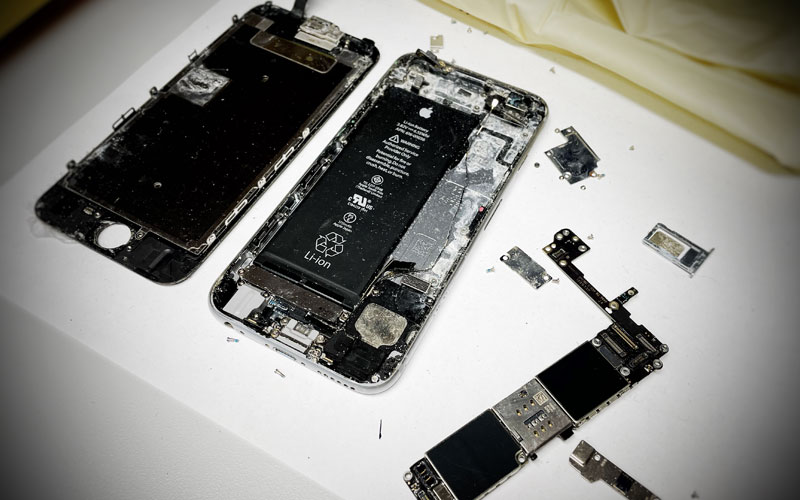 A smartphone disassembled for analysis