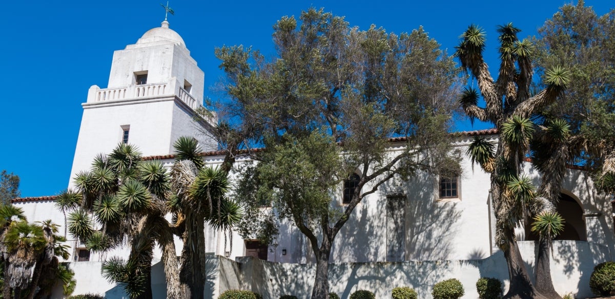 El Presidio Park building