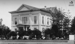 1887- First County Courthouse in New Town